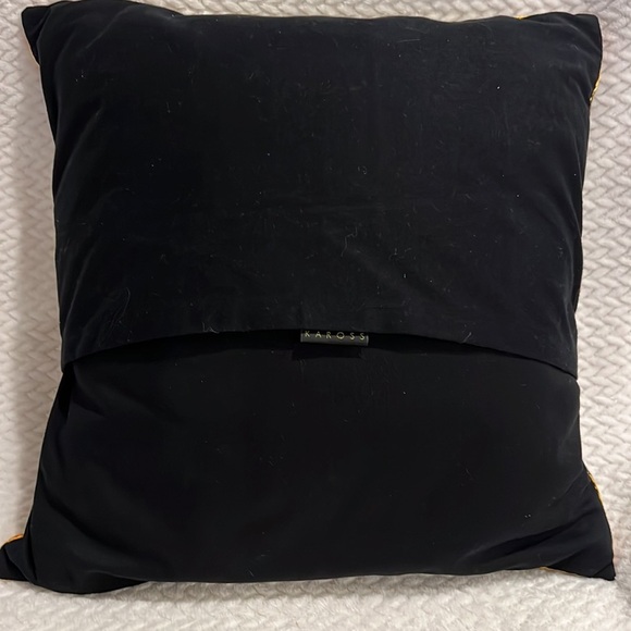 Kaross African Hand Embroidered Colorful Cloth Pillow Cover "Sara" 17x17 - Picture 5 of 5